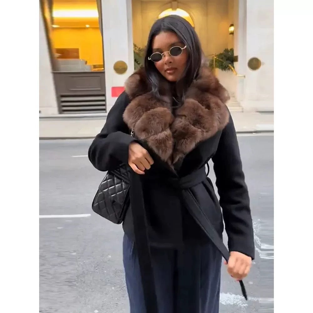 "Aleyna" Mantel mit Fellkragen